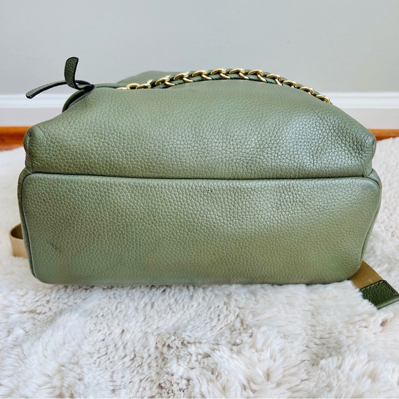 Michael Kors Army Green Leather Backpack with golden chain - Picture 5 of 10